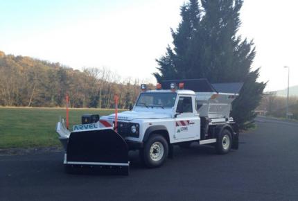 Ensemble de déneigement 4x4 LAND ROVER 2011